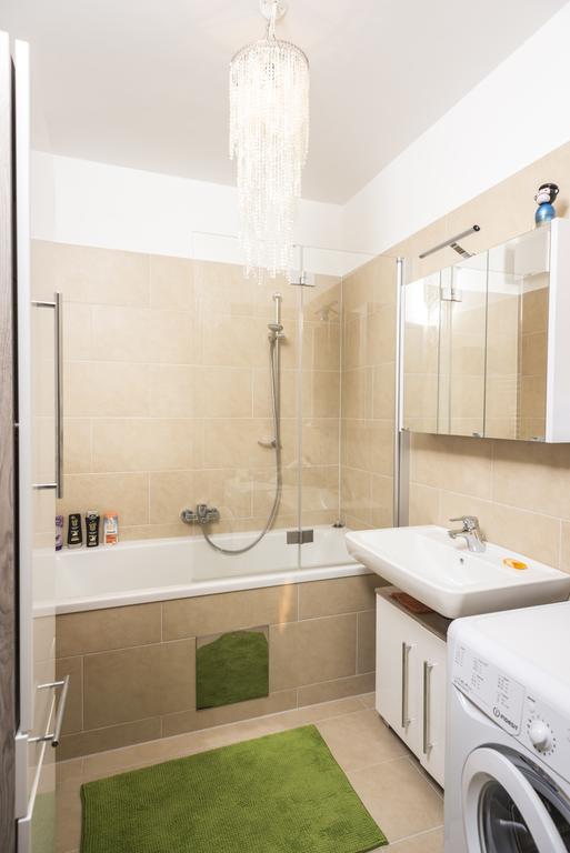 Sky View Apartment Βιέννη Εξωτερικό φωτογραφία