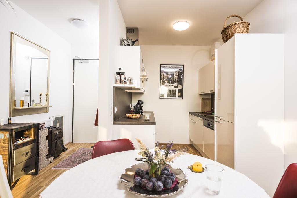 Sky View Apartment Βιέννη Εξωτερικό φωτογραφία